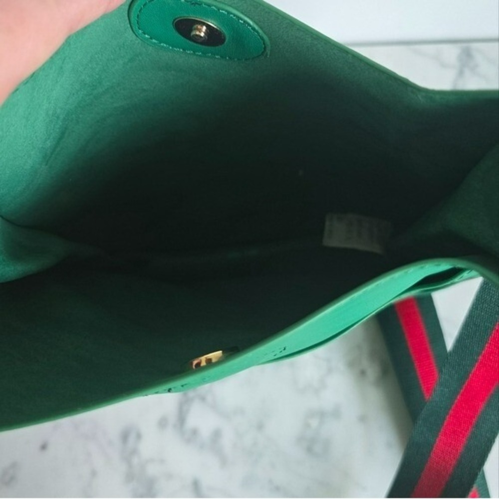 Ahdorned NEW Green Vegan Leather Stripe Crossbody Strap Messanger Bag Preppy - Picture 8 of 10